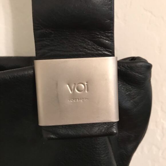 VOI Crossbody Bag Soft Leather - Picture 3 of 11